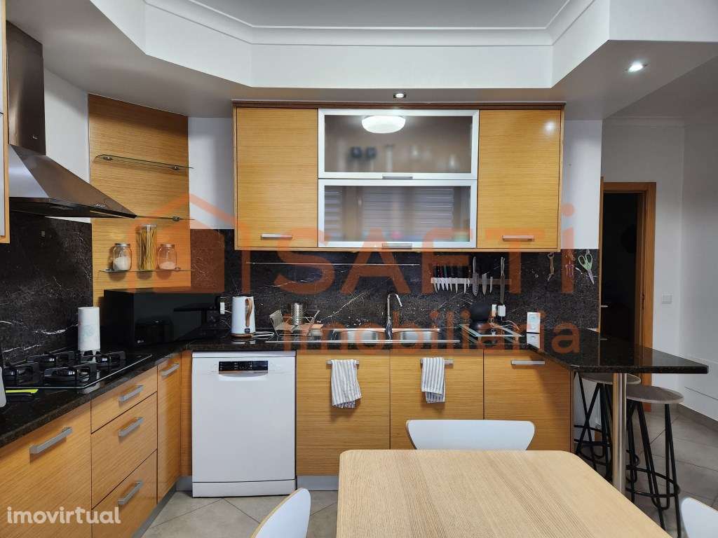 Apartamento T3 com Vista Castelo entre Figueira da Foz e Coimbra - Grande imagem: 3/22