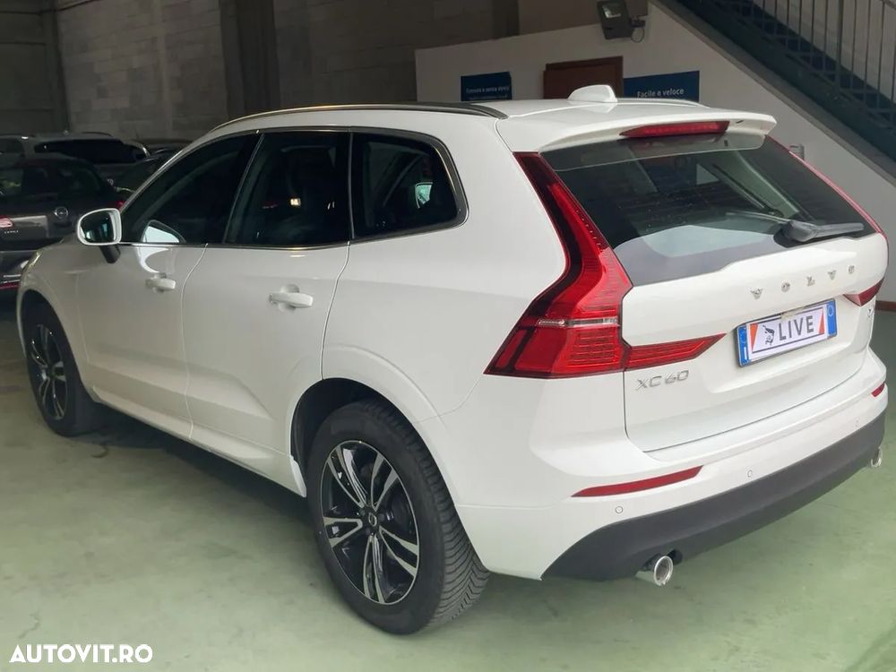 Volvo XC 60 D4 AWD Geartronic Momentum - 2