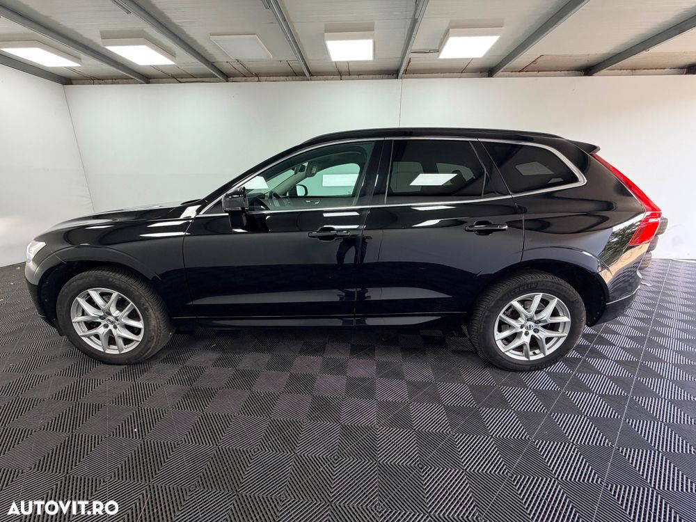 Volvo XC 60 B4 MHEV AT AWD Core - 2