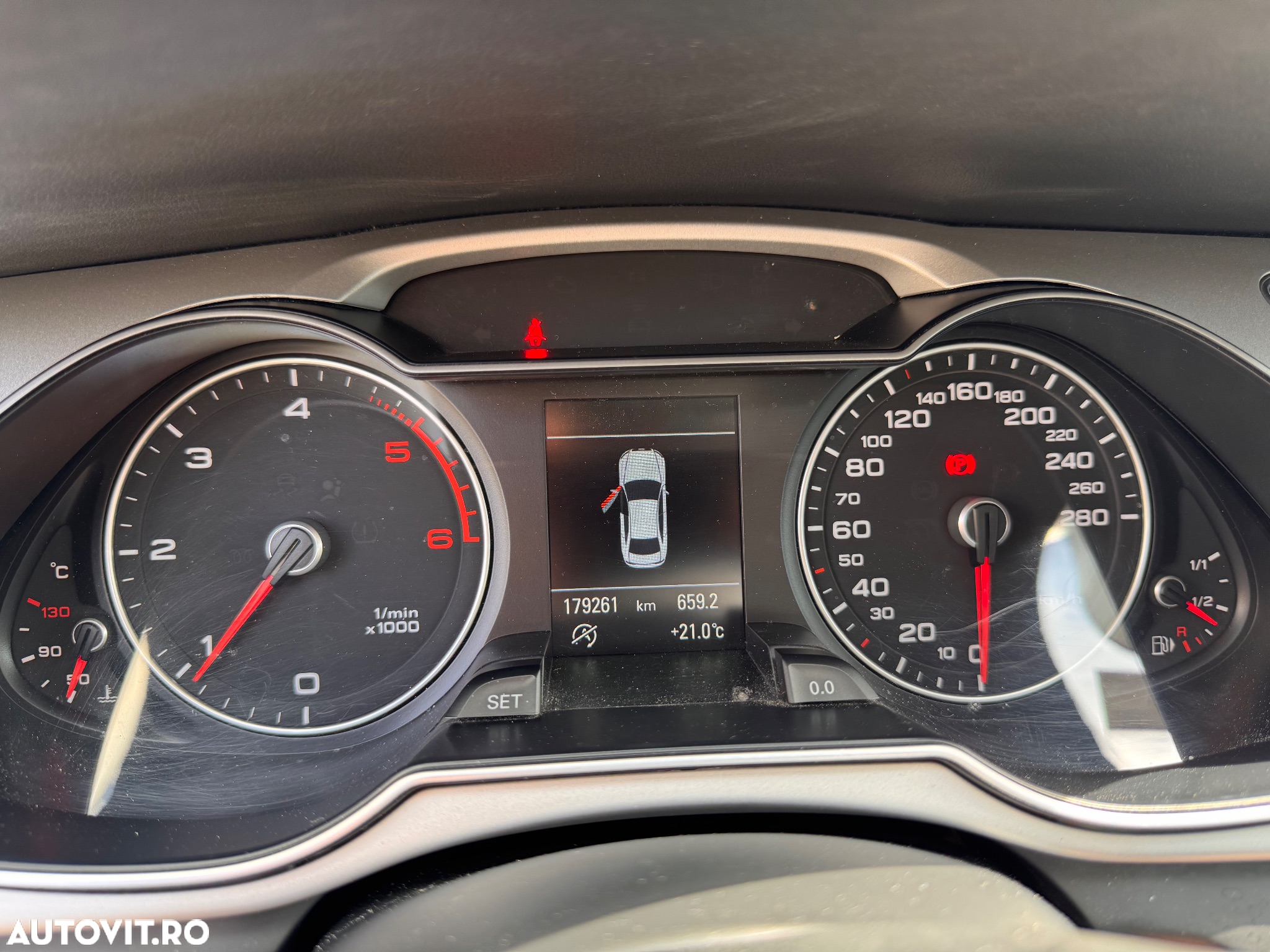 Audi A4 2.0 TDI DPF S line Sportpaket - 8