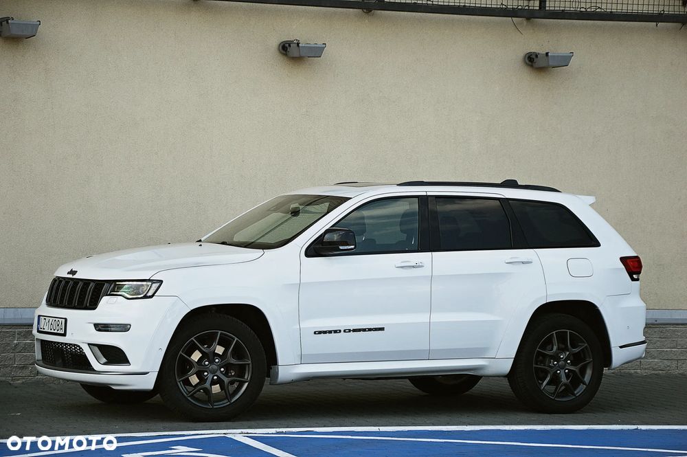 Jeep Grand Cherokee - 19