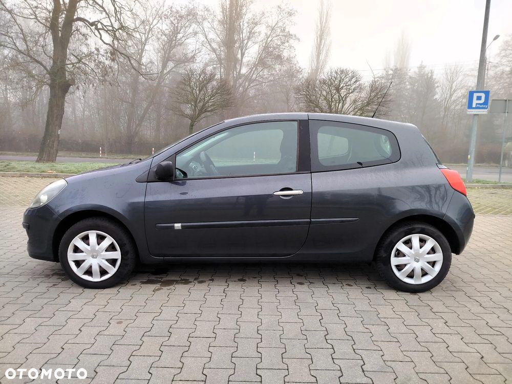 Renault Clio 1.2 16V Edition Dynamique - 1