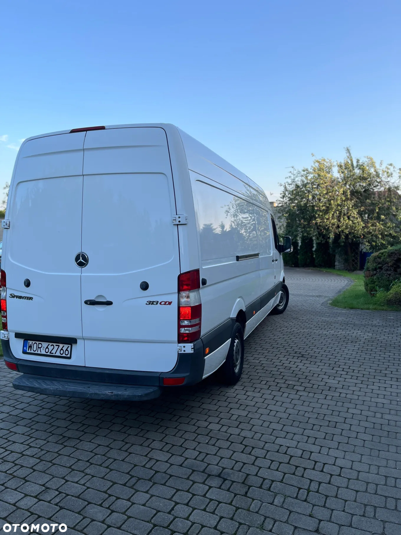 Mercedes-Benz Sprinter - 5