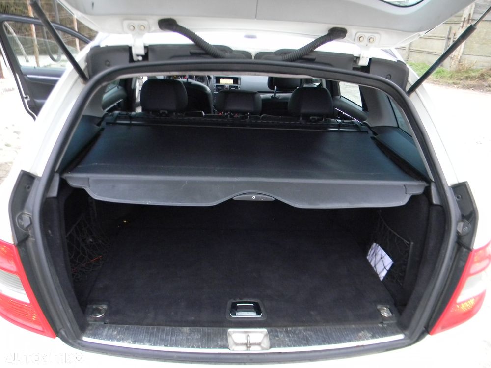 Dezmembrari  Mercedes-Benz C-CLASS (W204)  2007  > 2014 C 200 CDI (20 - 27