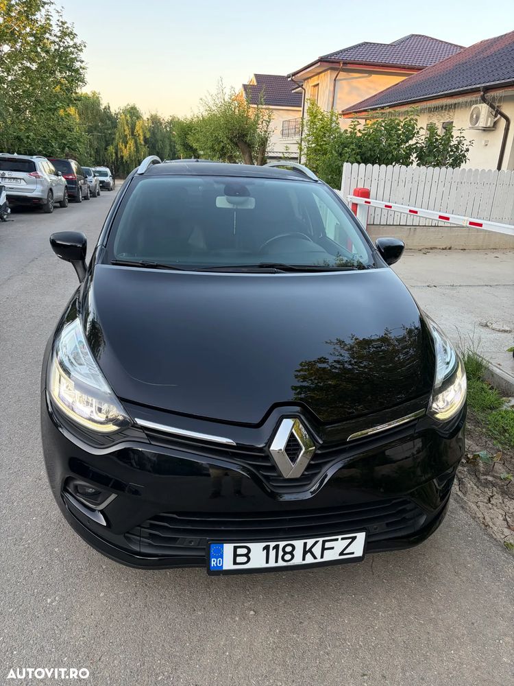 Renault Clio - 1