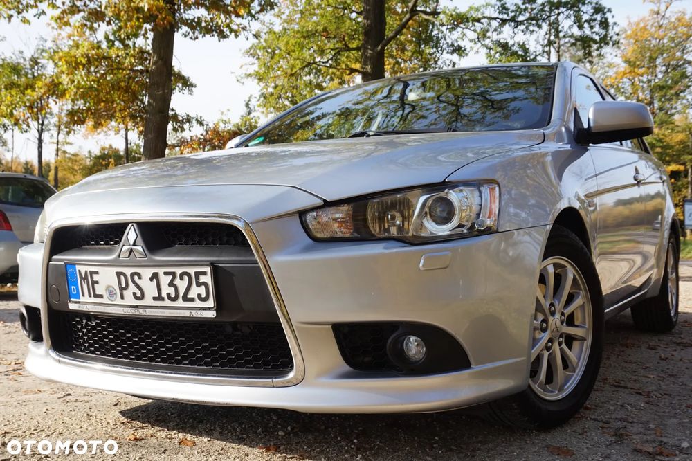 Mitsubishi Lancer - 9