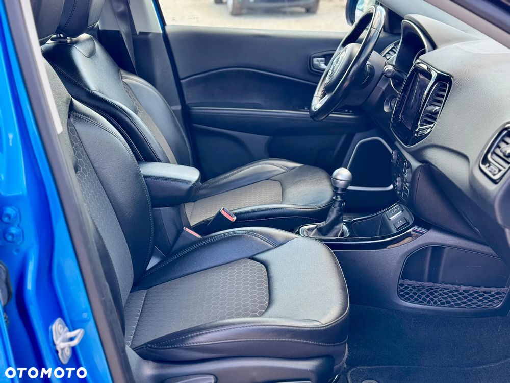 Jeep Compass 1.4 TMair Night Eagle FWD S&S - 18