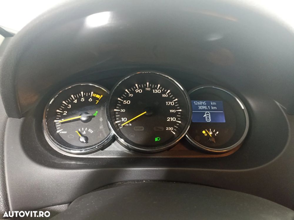 RENAULT Megane 2010 — imagine 9
