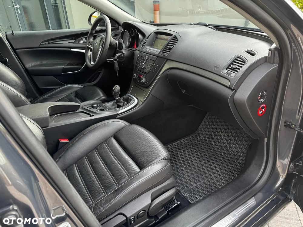 Opel Insignia 2.0 CDTI Sports Tourer Cosmo - 23