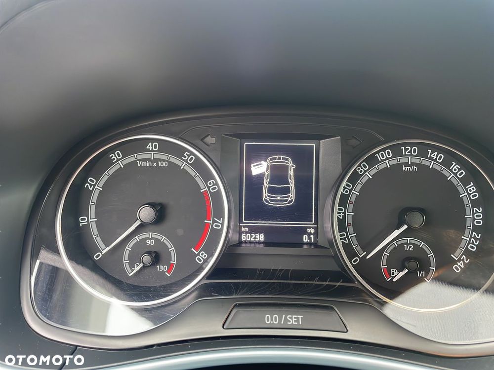 Skoda Fabia 1.0 TSI Ambition - 12