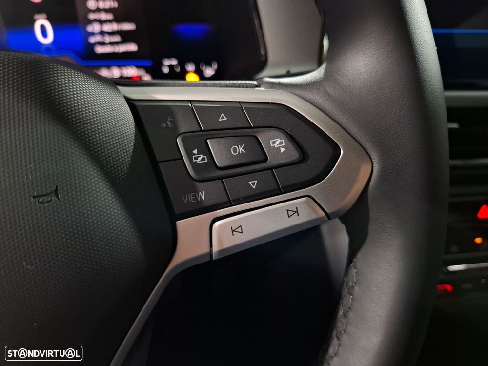 VW T-Roc 1.0 TSI Urban - 17