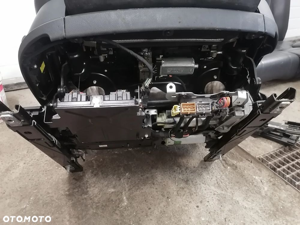 Fotele Kanapa Boczki Skóra Skórzany Czarna Audi A8 D3 EU Na Elementy - 8