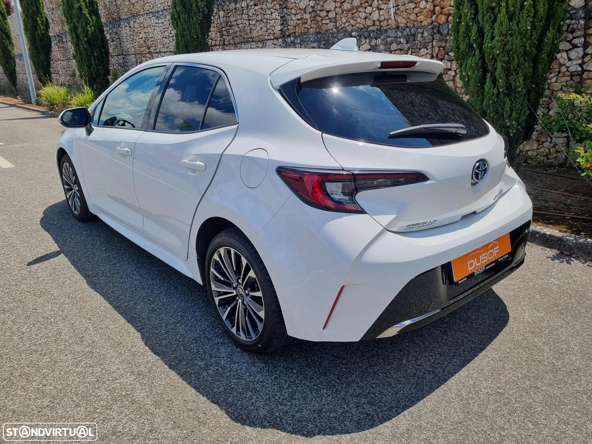 Toyota Corolla 1.8 Hybrid Comfort+P.Sport - 4