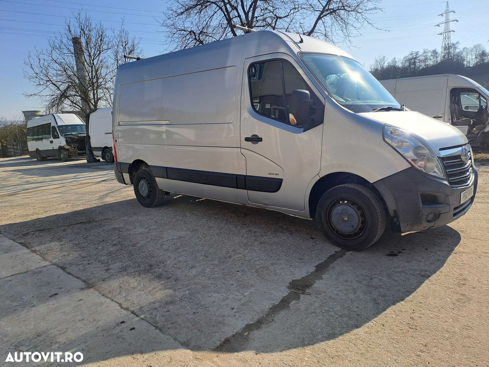 Dezmembrez Opel Movano 2.3 euro 5 - 3