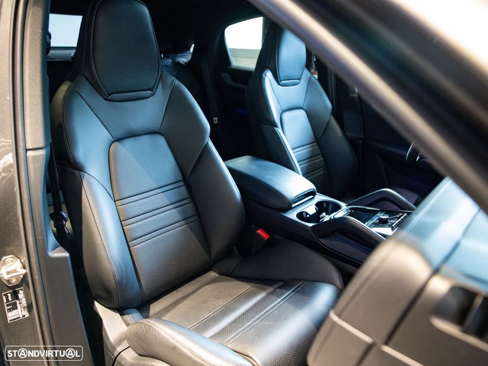 Porsche Cayenne Coupé E-Hybrid - 50