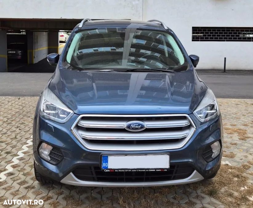 Ford Kuga 1.5 TDCi 2WD Titanium - 1