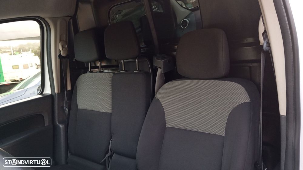 Renault Kangoo 1.5 dCi Maxi Business S/S 3L - 14