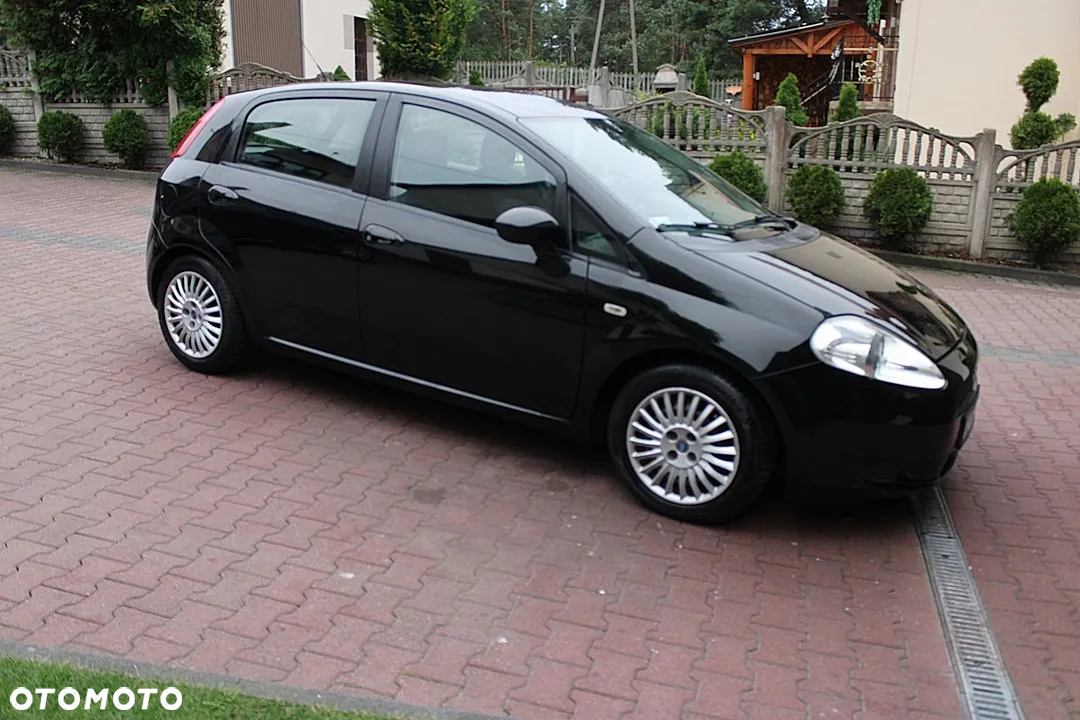 Fiat Grande Punto 1.4 8V Estiva - 2