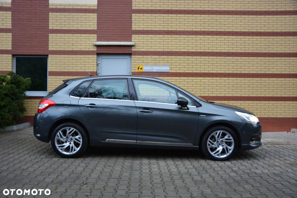 Citroën C4 HDi 150 Exclusive - 27