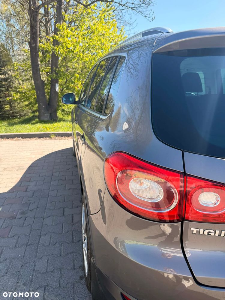 Volkswagen Tiguan 2.0 TDI DPF 4Motion Track & Avenue - 7