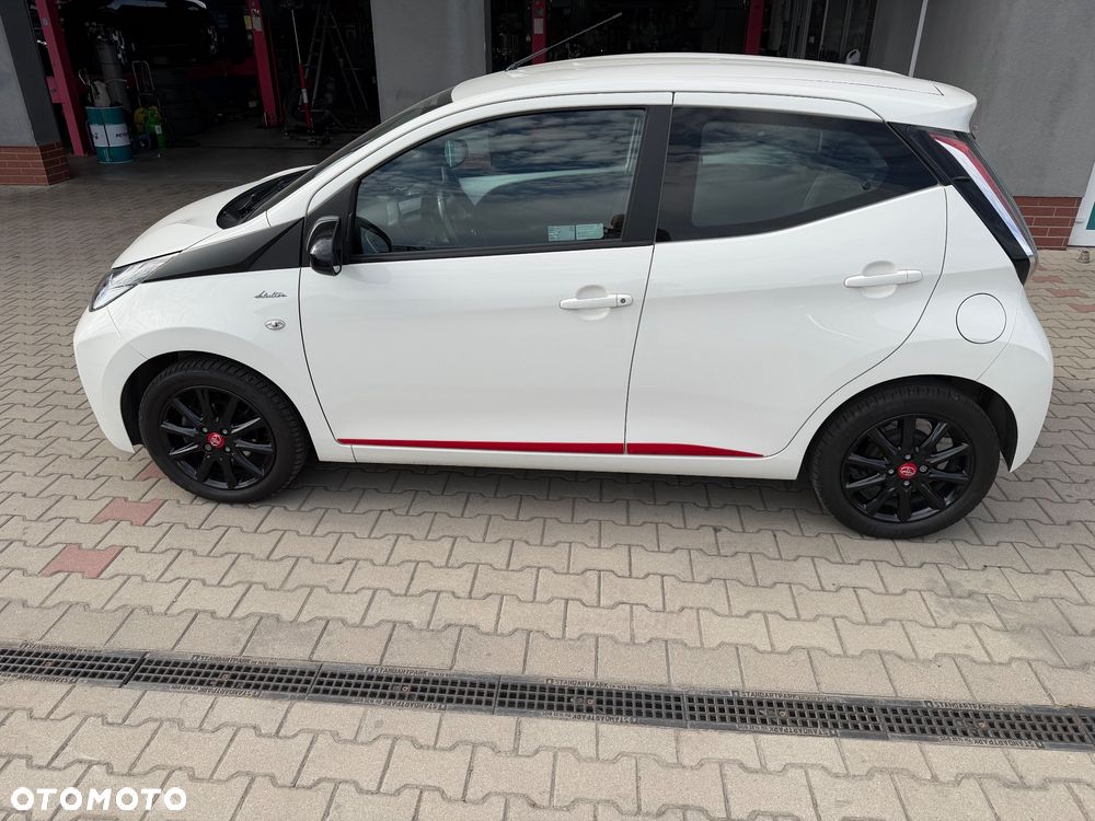 Toyota Aygo 1.0 VVT-i Sprint EU6 - 2