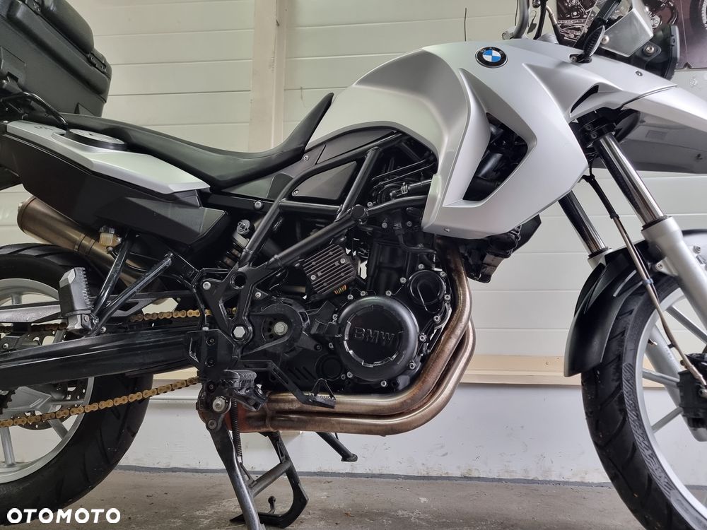 BMW F - 2