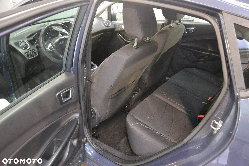 Ford Fiesta - 20