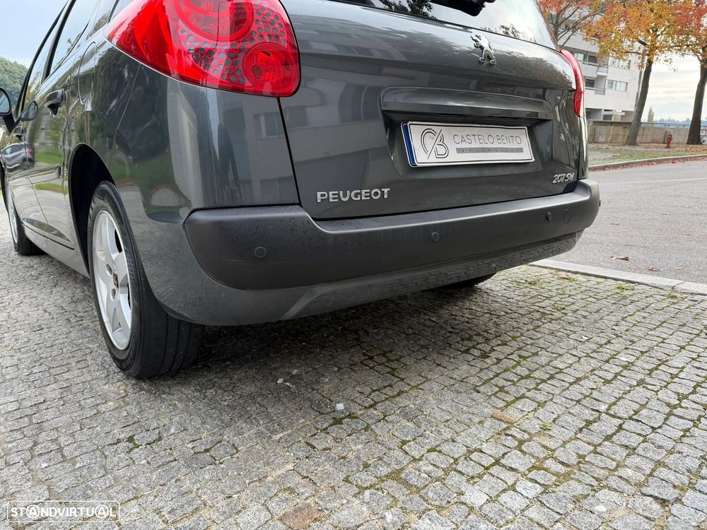 Peugeot 207 SW 1.4 Premium - 23