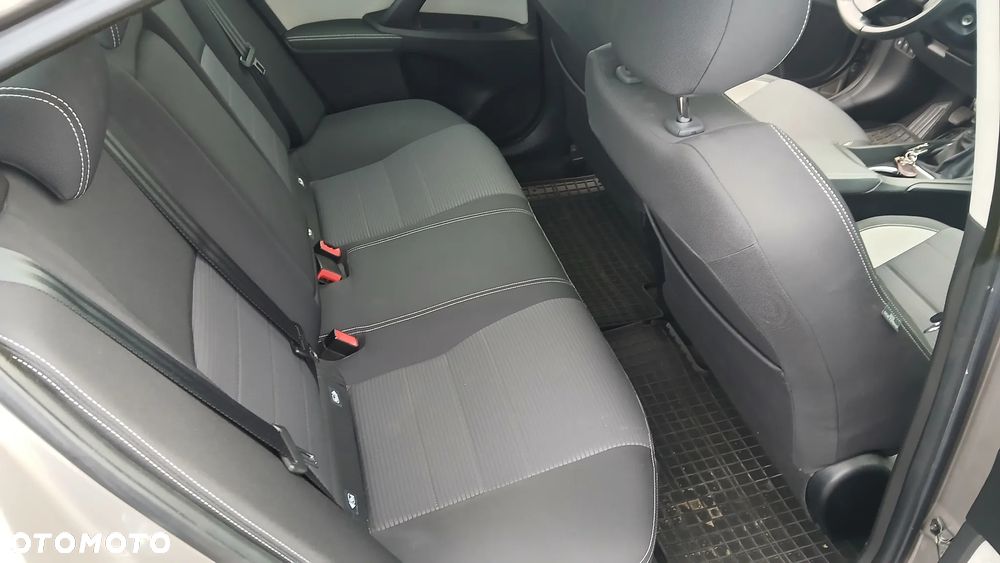 Toyota Avensis 2.0 D-4D Active Business - 10