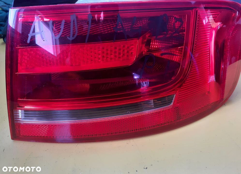 AUDI A4 B8 SEDAN LAMPA PRAWA W BŁOTNIK 8K5945096D - 3