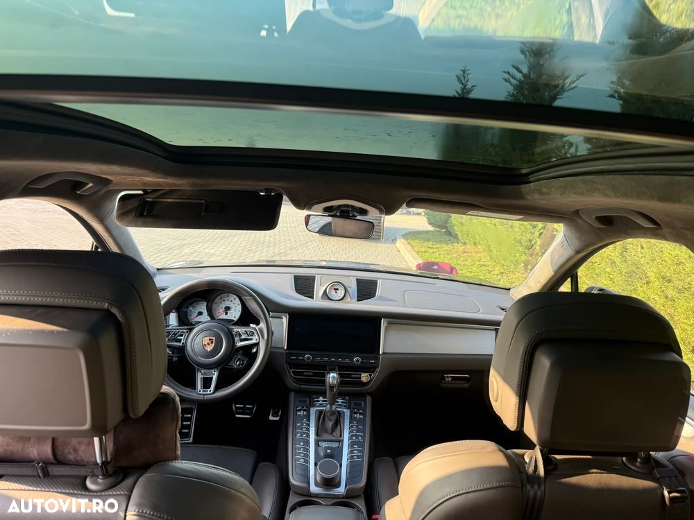 Porsche Macan Turbo PDK - 11