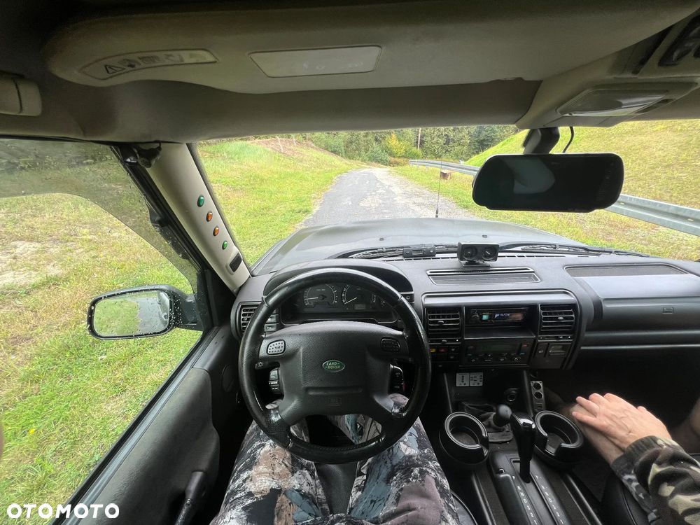 Land Rover Discovery - 17