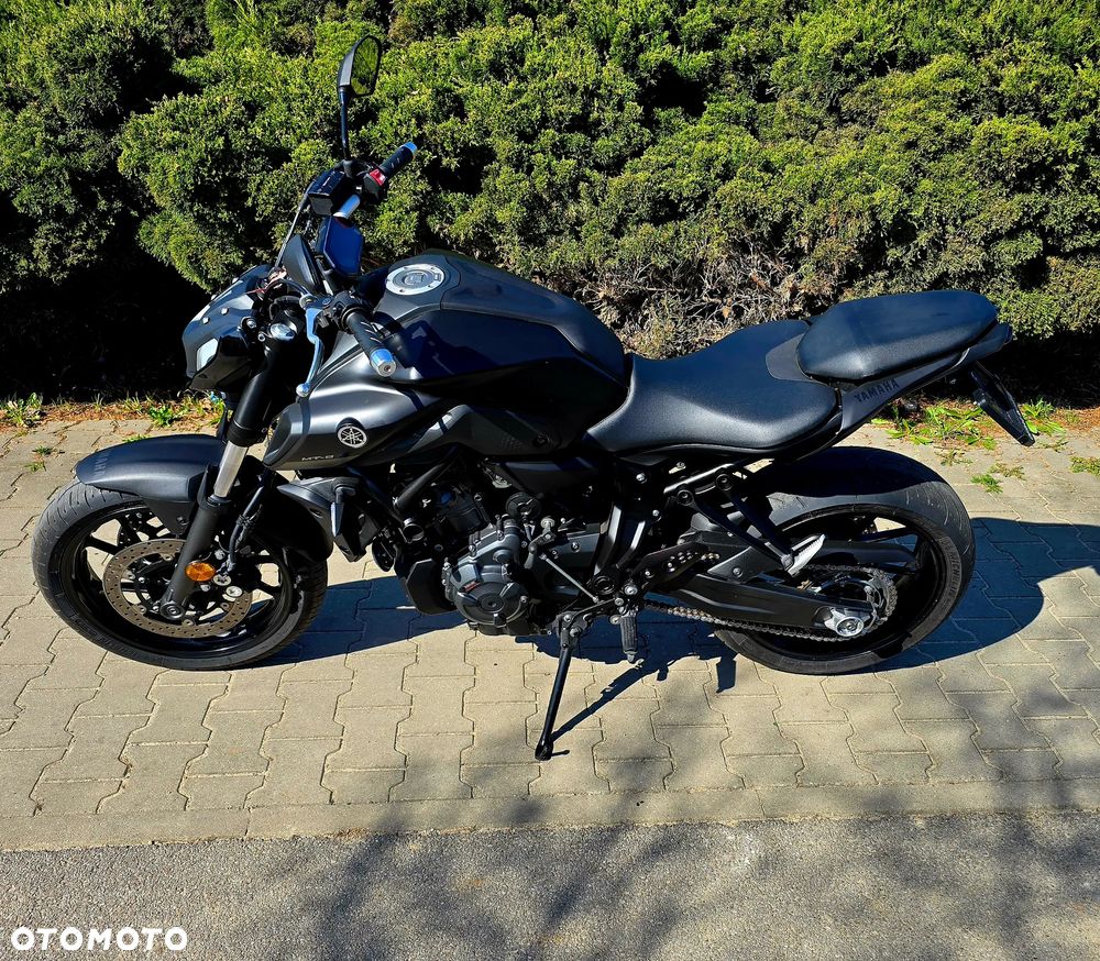 Yamaha MT - 6