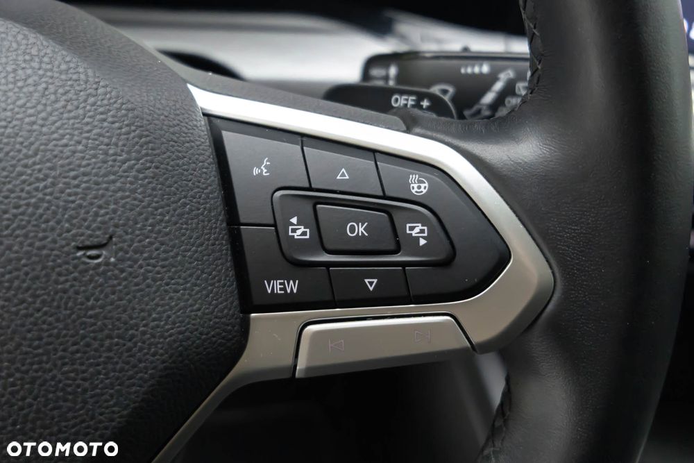 Volkswagen Golf - 18