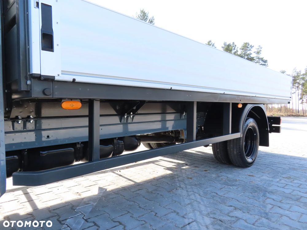 Mercedes-Benz Sprinter 519 CDI 190 KM Skrzynia Otwarta 4313 mm Długa 8.E.Palet Rozstaw Osi 4325 mm DMC 3500 Kg Ładowność 926 Kg WZMACNIANY HAK 3500 Stan Jak Nowy POLECAM - 21