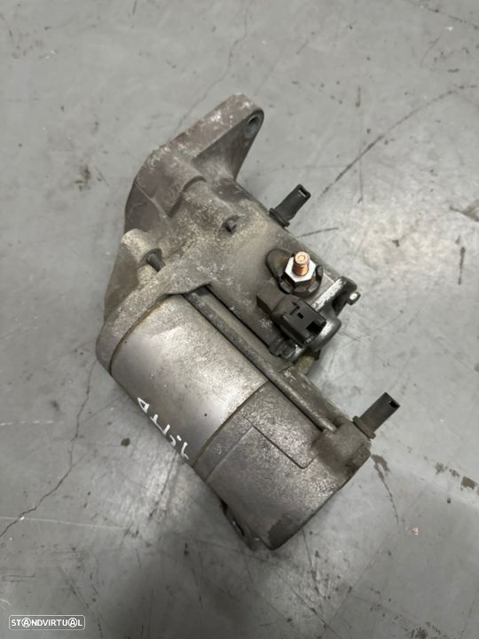 Motor de Arranque Toyota Corolla D4D 2007 - 2