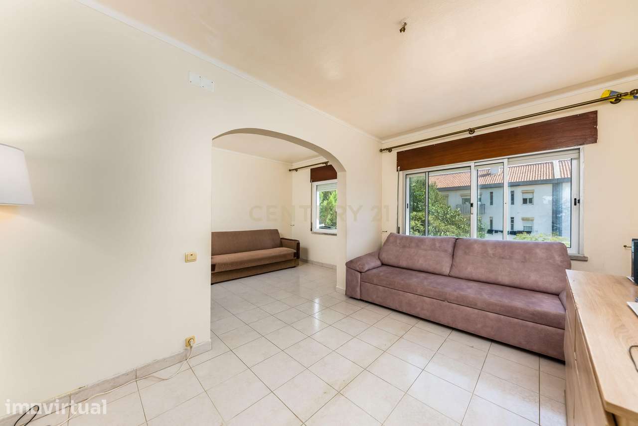 Apartamento T4 convertido em T3 | Mira-Sintra - Grande imagem: 2/22