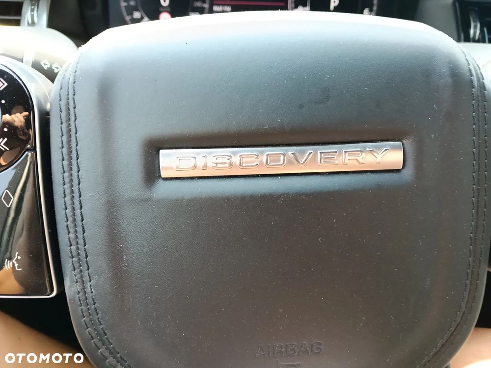 Land Rover Discovery Sport P300e R-Dynamic - 26