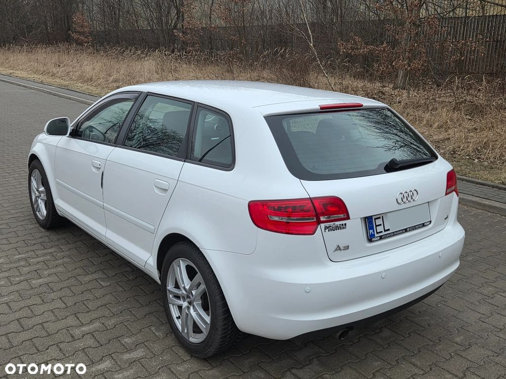 Audi A3 Sportback 1.6 Attraction - 6