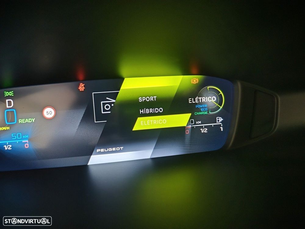 Peugeot 408 1.6 Hybrid Allure e-EAT8 - 26