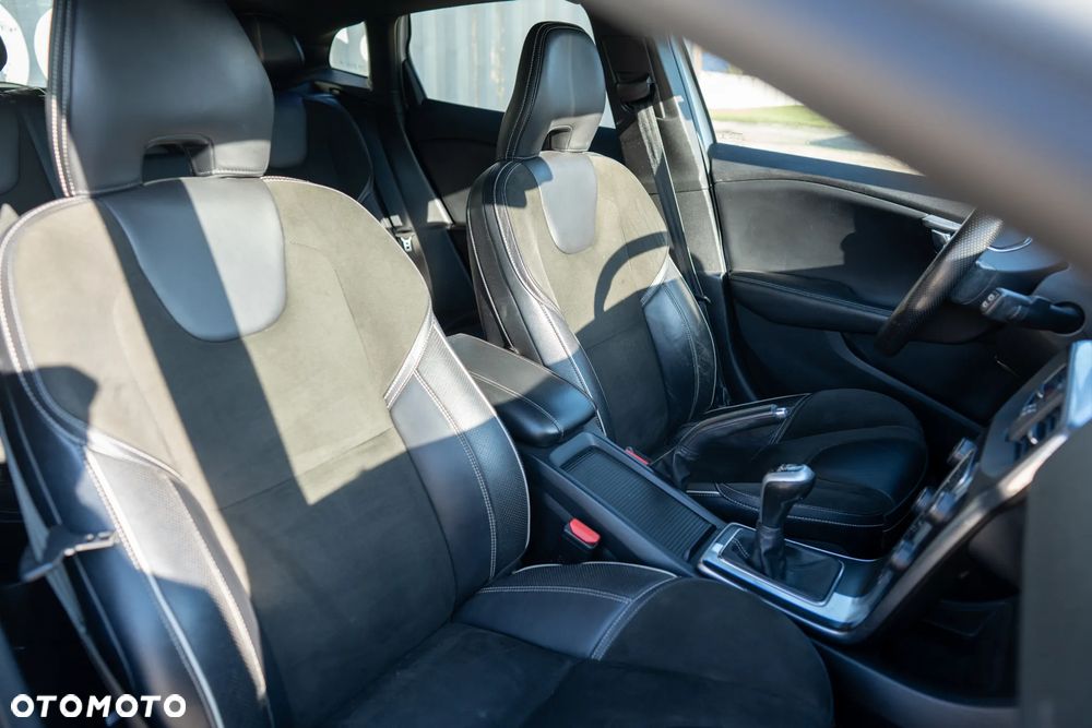 Volvo V40 D2 RDesign - 8
