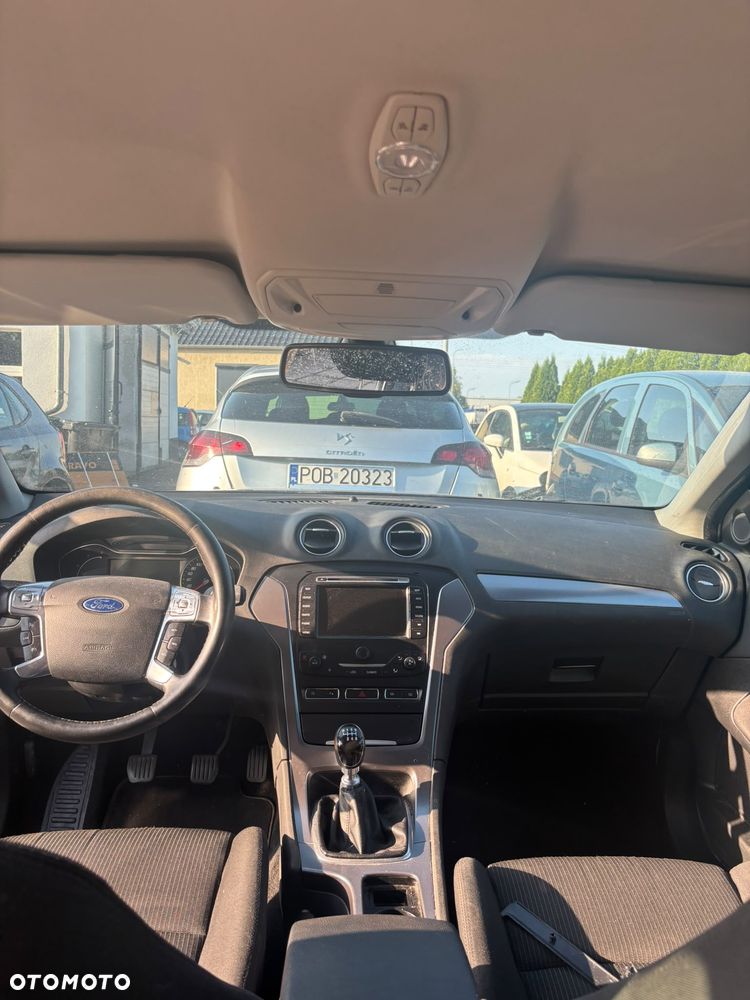 Ford Mondeo 1.6 TDCi Titanium - 8