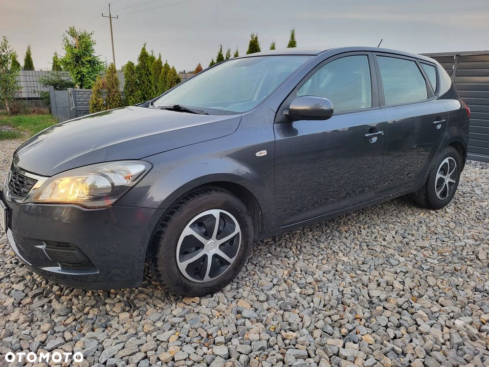 Kia Ceed 1.4 Comfort + - 3