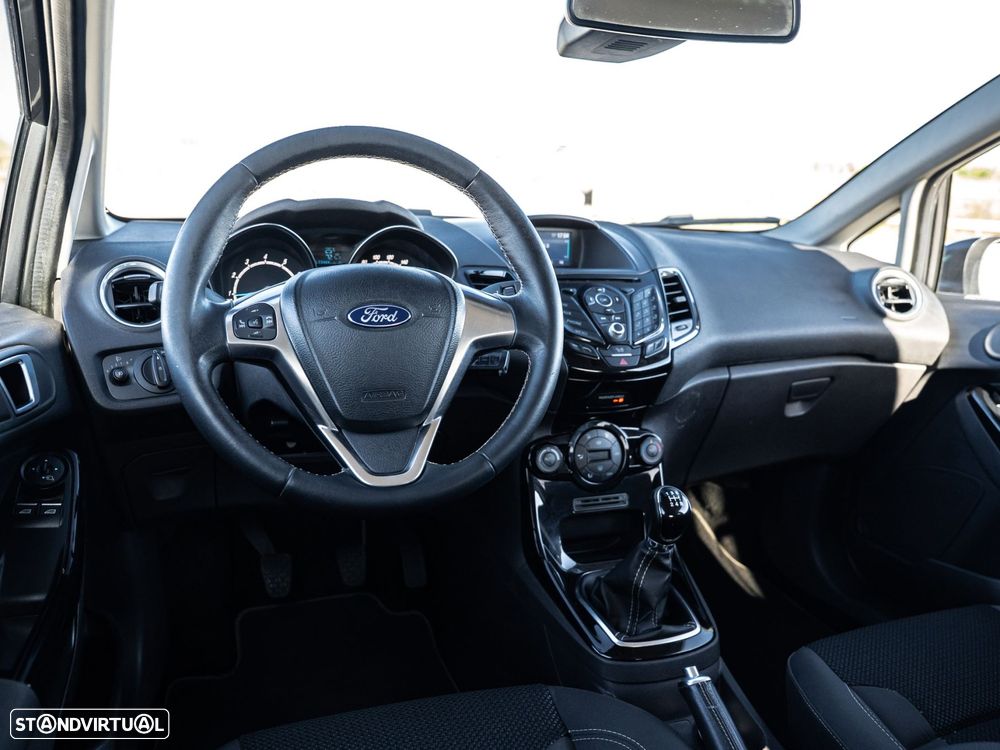 Ford Fiesta 1.0 Ti-VCT Titanium - 22