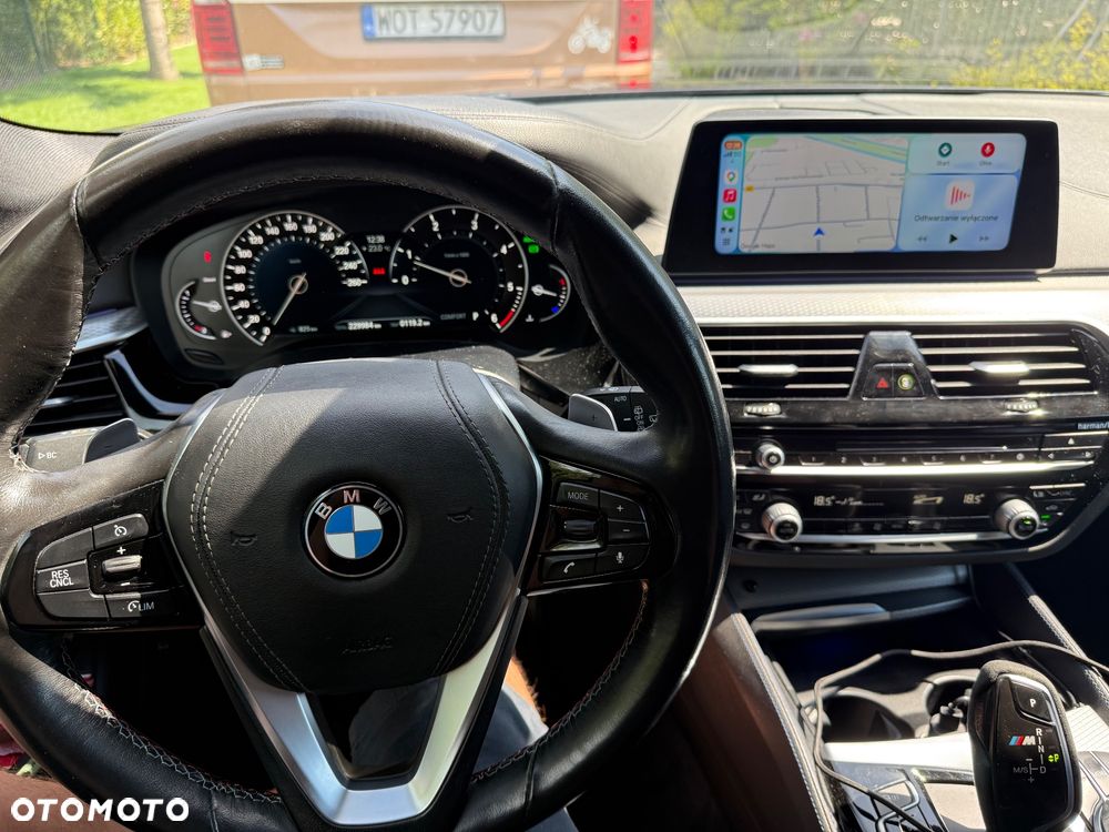 BMW Seria 5 520d M Sport Edition - 9