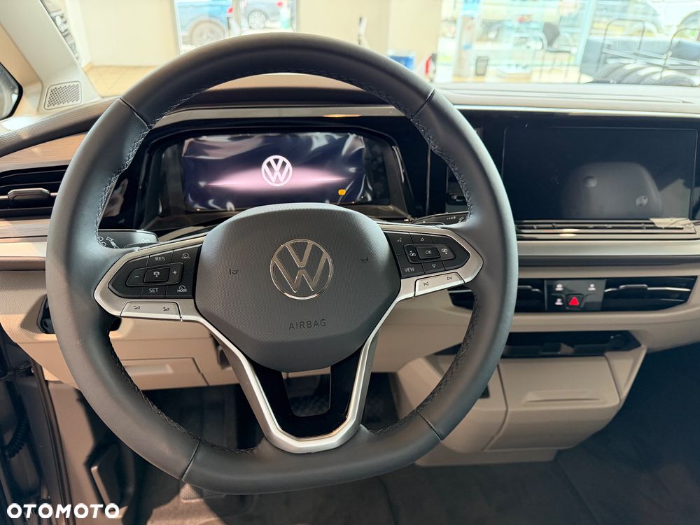 Volkswagen Multivan - 14