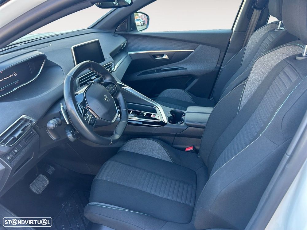 Peugeot 5008 1.5 BlueHDi Active Pack EAT8 - 9