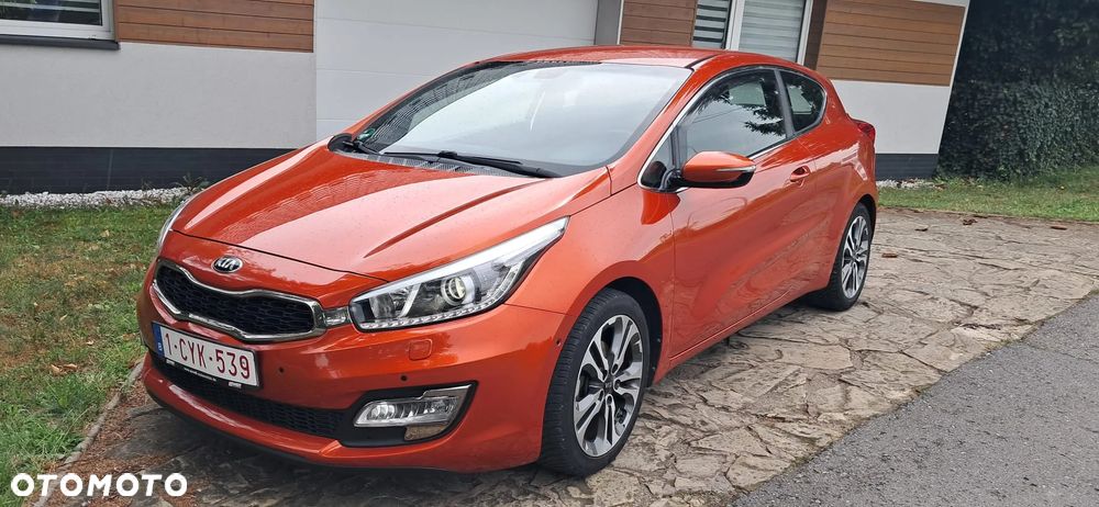 Kia Ceed 1.6 GDI ISG Platinum Edition - 14
