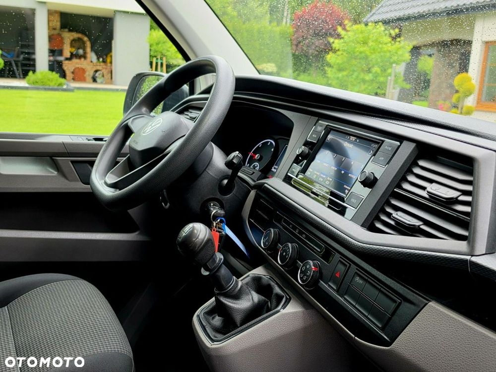 Volkswagen Transporter - 16