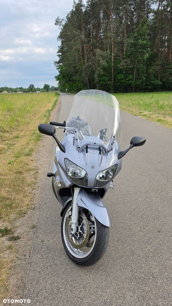 Yamaha FJR - 3